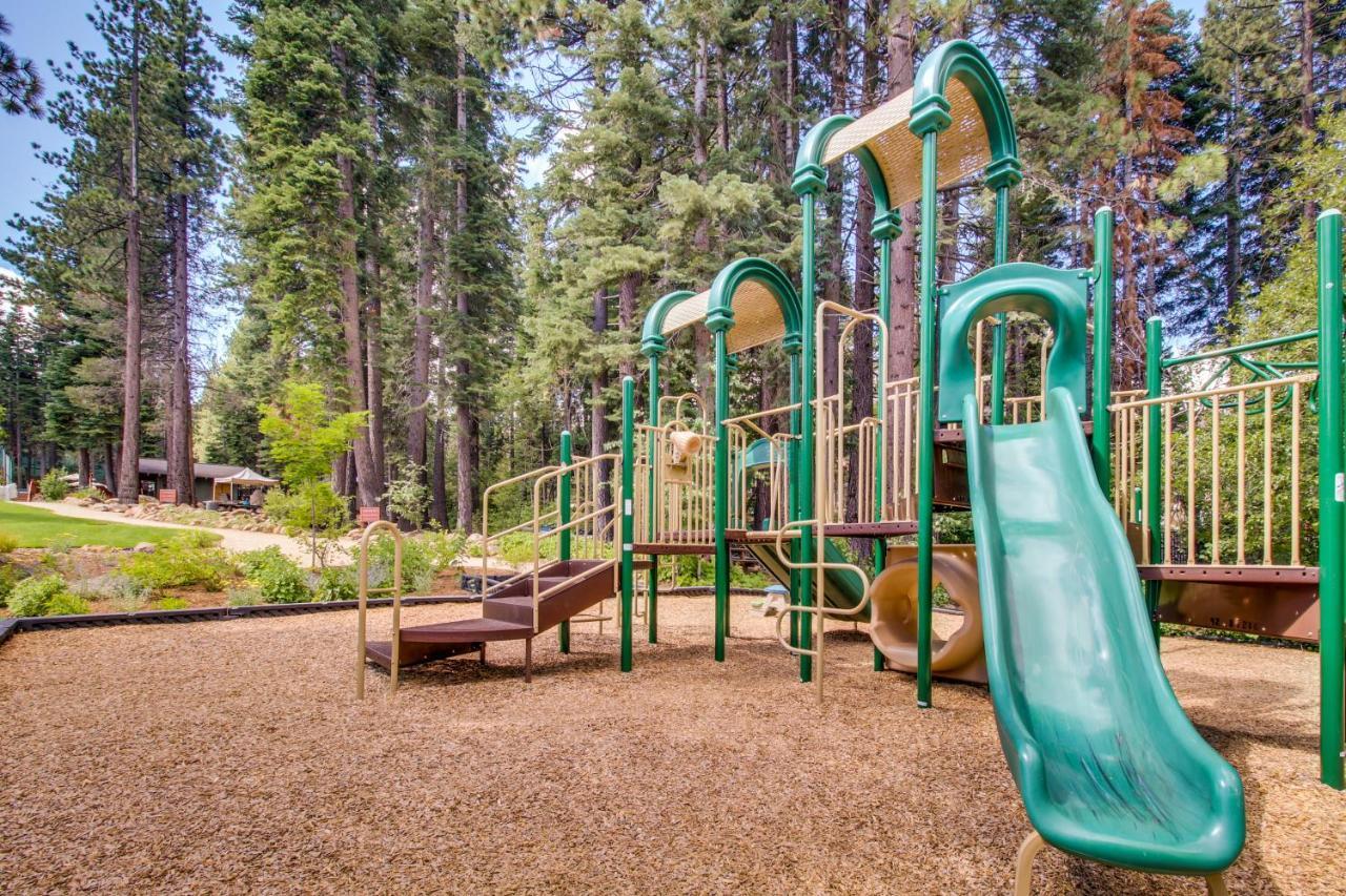Cozy Condo In Ski Trails Truckee Exterior photo